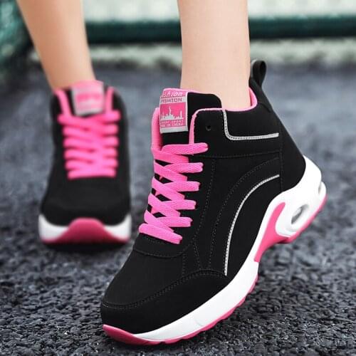 Suede Women Platform Walking Shoes Heel Cushioning Winter Sneakers Reflective Wedges Lady Tennis Height Increasing Women Shoes