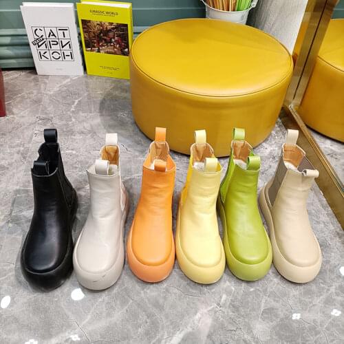 Europe station 2021 new thick bottom high-top shoes motorcycle boots British style patent leather Martin boots women short boots