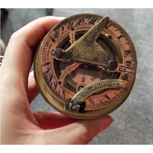 Collection d'ornement de la boussole du népalais | Collection d'ornement en laiton