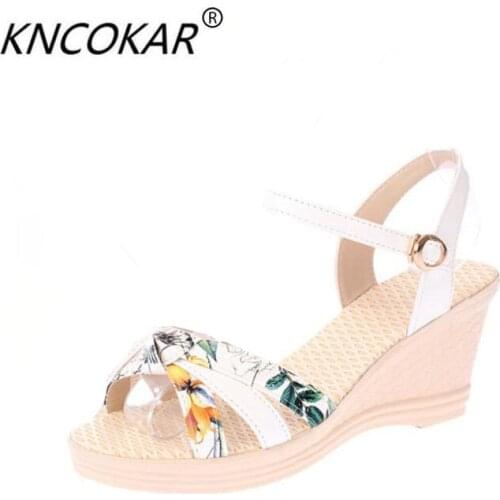 KNCOKAR 2018 Summer new color print flat slope and womens sandals chic and simple air clasp high heel womens sandals tide