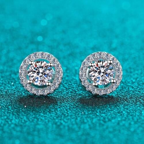 Silver Round Excellent Cut Total 1 Carat Diamond Test Passed D Color Good Clarity Moissanite Stud Earrings Silver 925 Jewelry