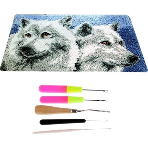 Wolf Pattern Carpet Latch Hook Kits with 5pcs Latch Hook Tools for Beginners Adults DIY Gifts