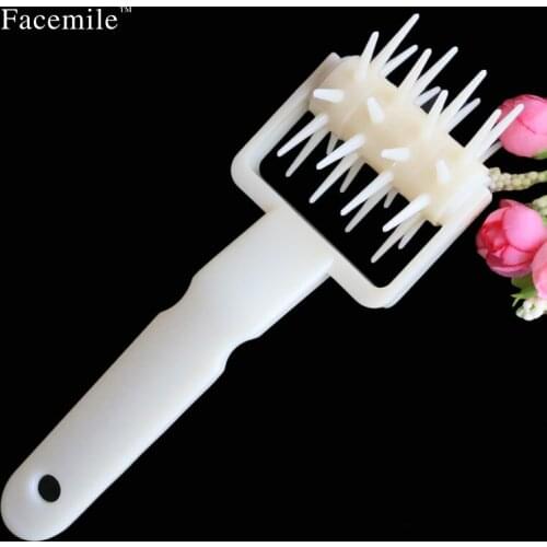 Pizza Pie Pastry Dough Cookies Roller Dough Pitter Crust Embossing Tool Gift