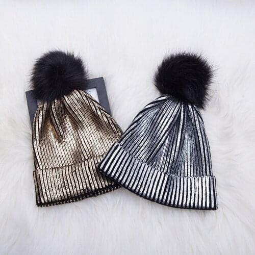 2020 Autumn Winter New Hat Color Knit Hat For Men Women Warm Outdoor Ski Hat Hairball Sports Snowboard Fashion Skiing