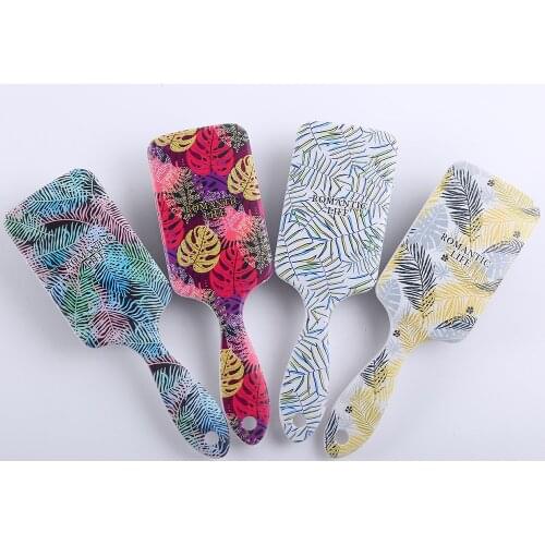 Scalp Massage Comb Anti Static Paddle Brush Hair Styling Tool Cute Women Detangle Hairbrush Curly Hair Wig Detangling Hair Brush