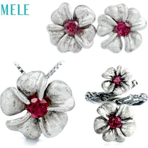 Natural garnet silver jewelry set, pendant and earring and ring, beautiful garnet color and stone fire, classical silver style