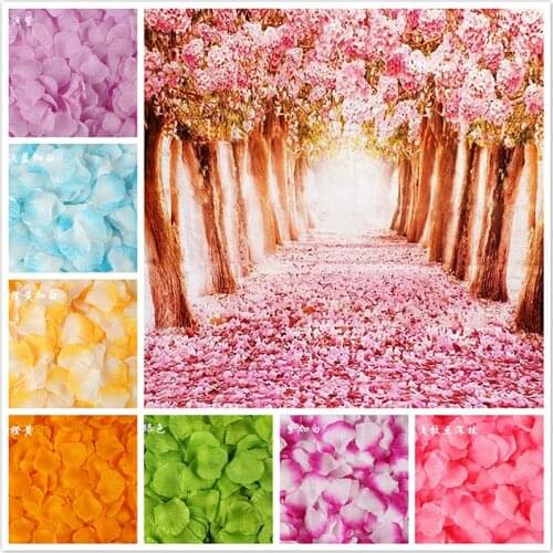 100Pcs/Pack 5*5cm Artificial Flowers Simulation Rose Petals Decorations Wedding Marriage Room Beautiful Rose Flower