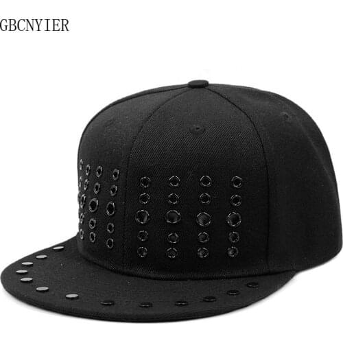GBCNYIER 2018 New Style Metal Rivets Baseball Cap Street Dance Sunscreen Cool Male Female Hat Hip Hop Hats Bone Visor Cool