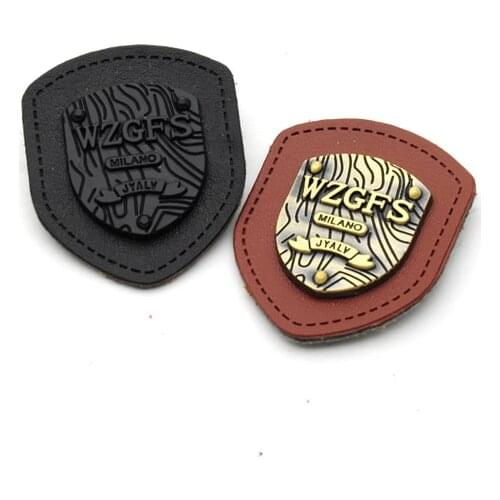 20pcs/lot black/brown PU felt leather sew on Badges with black/bronze metal plates clothing label for jeans/jacket PLB-009