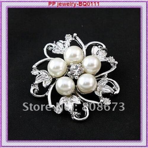 DHL Free Shipping WholesaleSilver plated clear crystal And Pearl Floral Pin Brooch