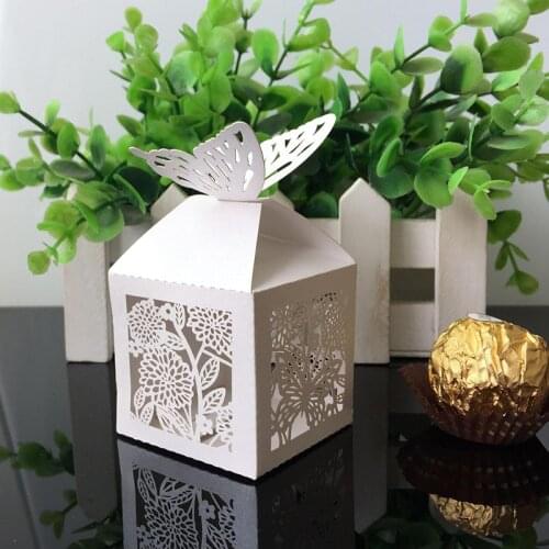 50pcs Laser Cut Candy Box Butterfly Wedding Gift Favor Boxes Packing Box Favors and Gifts Wedding Event Party Favor Decoration