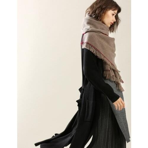 Autumn winter 2019European and American style cashmere knotted Cashmere Wool Womens Scarf Shawl blanket scarf Cashmere shawl