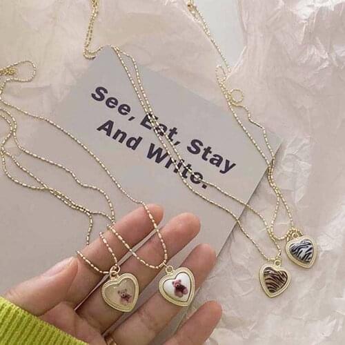Korean Retro Geometric Heart-shaped Bear Necklace Women and Girls Daily Wear With Multi-color Leopard Resin Chain Necklace