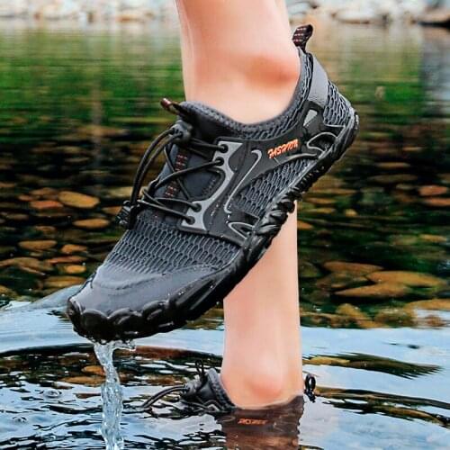 Men Water Shoes Barefoot Wading Shoes Summer Casual Shoes Quick Drying Outdoor Fitness Shoes Quick Drying Swimming Beach Sandals