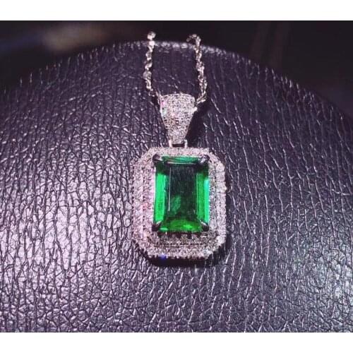 H701 Fine Jewelry AU750 G18K Natural Emerald Pendant Emearld 1.3ct Gold Diamonds Pendant Gemstone Necklaces for Women