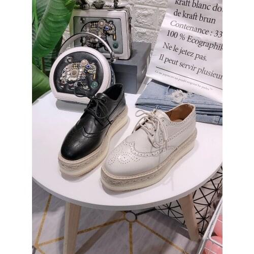 2021 spring and autumn new womens leather carved lace-up casual single shoes thick-soled British small leather shoes