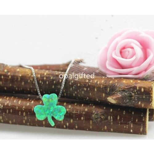 1pc/lot)Hot!!! 12*12.3mm Synthetic opal Green clover Flower Necklace opal 3 Leaf clover Lucky Pendants For Girl Fashion Jewelry