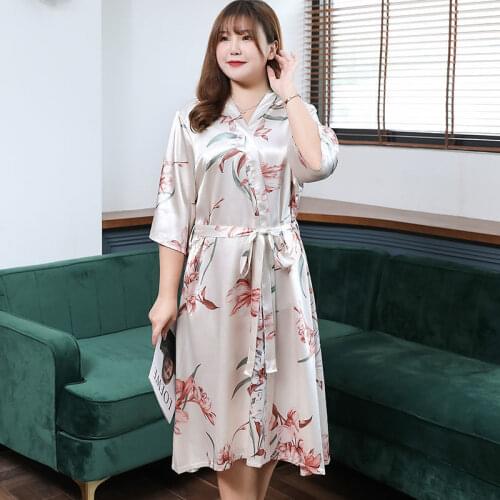 Extra Large Sleepwear Printed Nightgown Loose Silk Satin Bathrobe Womens Sexy Kimono Robe Plus Size Nightwear Homewear 5XL XXXL