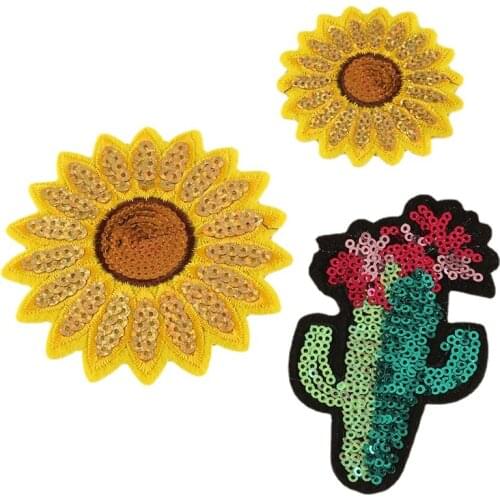 50pcs/lot Sequins Embroidery Patches Clothing Decoration Accessories Sunflower Cactus Diy Iron Heat Transfer Applique