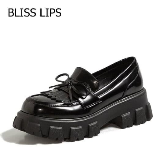 Bliss Lips Women's Shoes