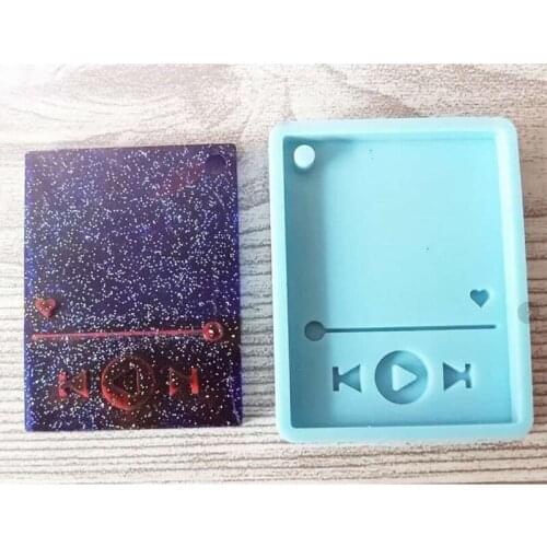 634D Super Glossy Epoxy Resin Player Mold Keychain Casting Silicone Mould DIY Crafts Polymer Clay Jewelry Making Tools