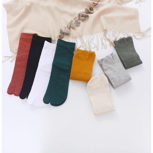 Womens Tabi Socks Autumn And Winter Cotton Japanese Clogs Two Finger Socks With Toes Men Supply Solid Color Wives Toe Socks