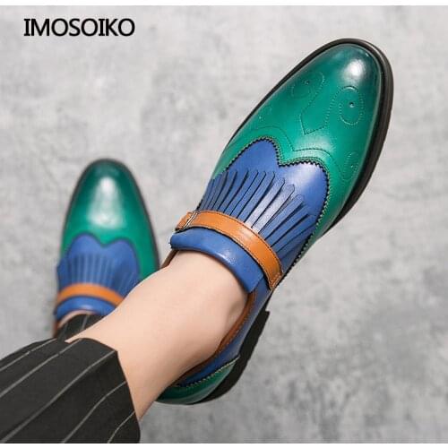IMOSOIKO Mens Leather Shoes British Patchwork Pointed Flat Tassel Oxford Shoes Green Yellow Fashion Casual Business Loafers