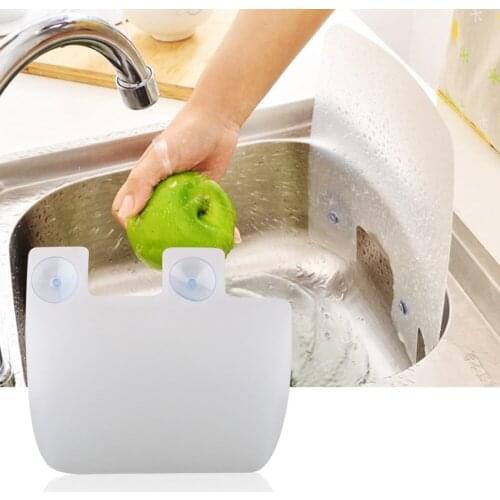 Cooking Oil Splash Proof Plates With Attached Sucker Sink Water Splash Baffle Kitchen Organizer Translucent Bathroom Accessories