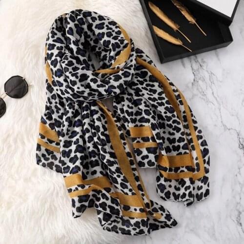 Luxury brand winter leopard silk scarf women Soft Pashminas shawls cotton scarves Sjaal muslim hijab animal print leopardo cape