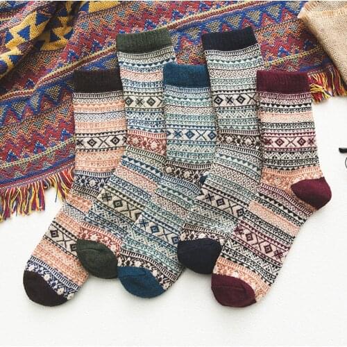 5Pairs/Set Warm Men Socks Winter Thick Cotton Socks Retro Stripe Colorful Knitted Socks Boy Fashion Gift 2020 Unique Stocking