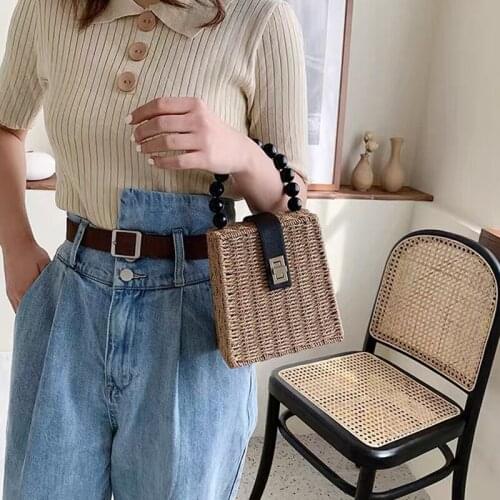 Trapezoidal Wooden Bead Handle Straw Bag Women Simple Lock Woven Portable Shoulder Bag WomenS Leisure Vacation Messenger Bag