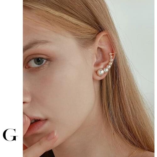 GHIDBK Minimalist Multi Faux Pearls Ear Climber Delicate Gold Fake Pearl Ear Cuffs Graceful Ear Clips Bridal Jewelry Wholesale