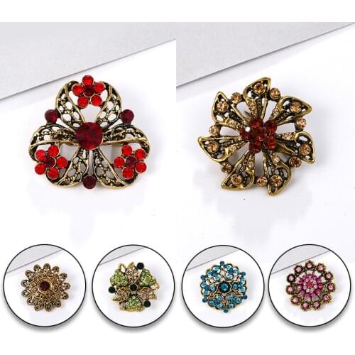 Classic Antique Gold Color Plated Crystal Rhinestones Flower Pins and Brooches For Women Dress Wedding Party Bouquet Accessories