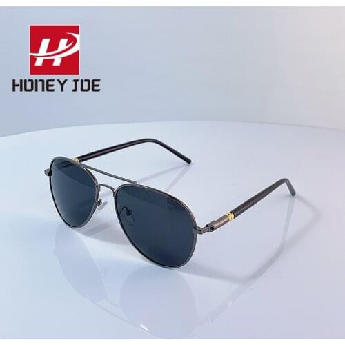 Mens Polarized Driving Sunglasses Vintage Pilot Eyewear Retro Shades Metal Eyeglasses Sport Sun Glasses Men Spring Hinge UV400