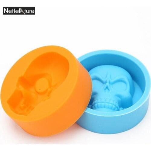2PCS Mini Silicone Mold Christmas Skull Ice Cube Tray Chocolate Mold DIY Dessert Homemade Tool To Cool Off