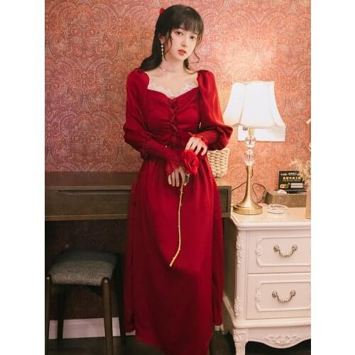 The New Summer Retro Palace Style With Lace Lace Show Thin Lantern Sleeve Long Dress Temperament Girl Wind Red Dress Dress