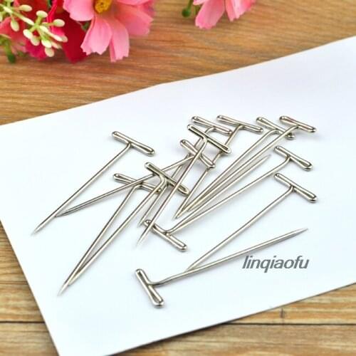 T-shaped pin for knitting board