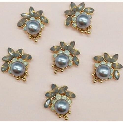 10pcs/lot Alloy Rhinestone Pearl Buttons Girl Hair Wedding Invitation Card Decorative Buttons Dress Crafts Jewelry Accessories