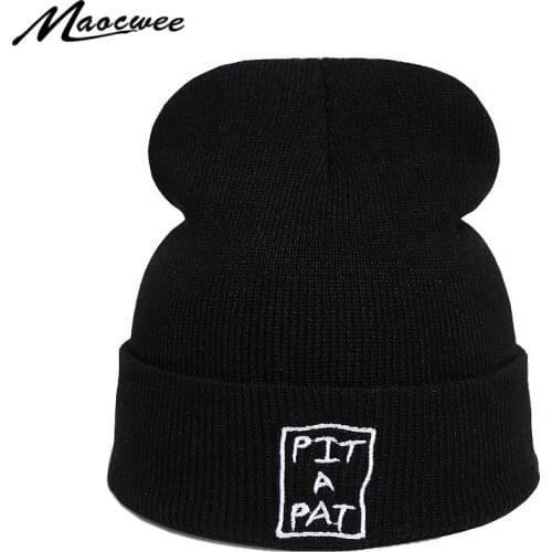 Spring and Autumn Womens Solid Color Hedging cap English embroidery Innocent cap Mens Fashion outdoor Beanie hat