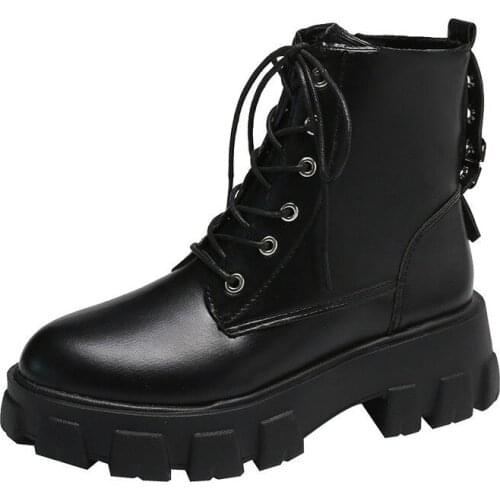 British Style 2020 Autumn and Winter Womens Martin Boots New Womens Boots Versatile Locomotive Thick Bottom Plus Velvet