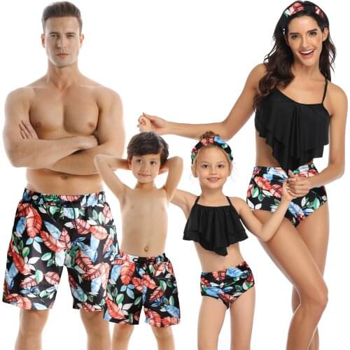 Family Look Matching Swimsuit Leopard Print Mother Daughter Father Son Swimsuit Men Boys2021Beach Shorts Family Matching Clothes