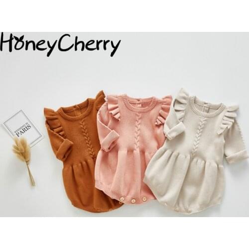Spring And Autumn Baby Girl Bodysuits Newborn Triangle Creeper Baby Girl Fart Wrap Small Fly Sleeve Knitted Baby Bodysuit