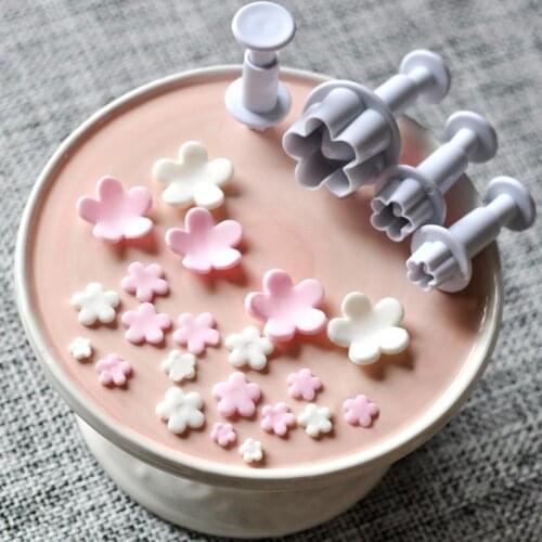 4Pcs/Set Plum Blossom Flower Fondant Cutter Spring mold Cookie Cake Fondant Decorating Molds biscuit DIY Tools Cake mould J6W5