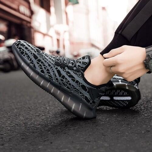 Mens Shoes Casual Canvas Sports Shoes Breathable Men Mesh Fabric Leisure Sneakers For Mens Fashion Casual Loafers