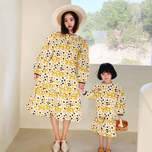 Mommy and Me Dress Women Girls Floral Dress 2021 Spring Family Matching Clothes Long-sleeved Print Mother and Daughter Dress