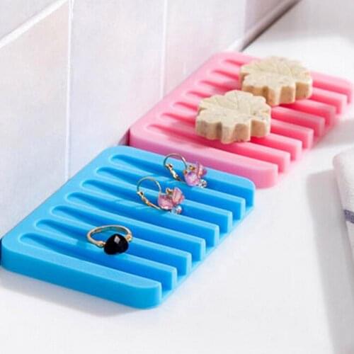 1Pc Bathroom Accessories Silicone Flexible Soap Dish Storage Soap Holder Plate Tray Drain Creative Bath Tools
