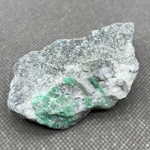 Natural verde esmeralda mineral gema-grau cristal espécimes pedras e cristais de quartzo cristais de china