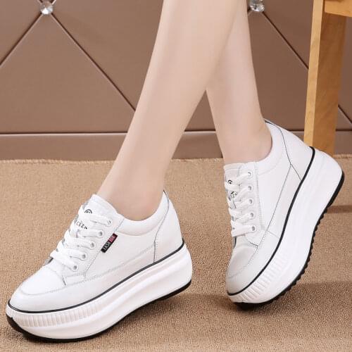 Vast Wave Women's Shoes