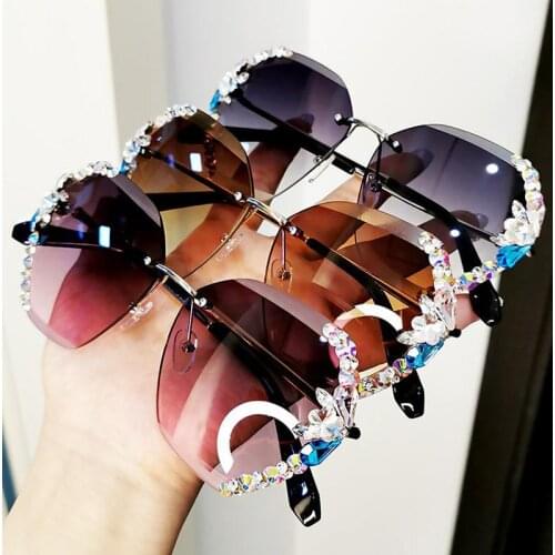 Fashion Rimless Sunglasses Women Vintage Classic Designer Sunglasses Female Metal Polygon Glasses Blue Pink Sunglasses UV400