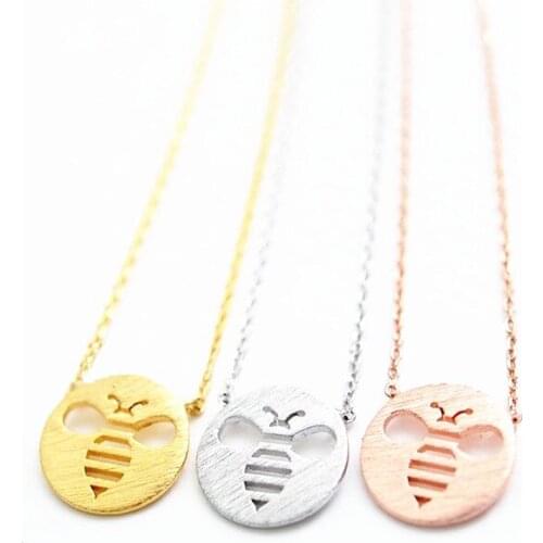 Hot hot bees pendant necklaces Lovely circle hollow out the bees pendant necklaces